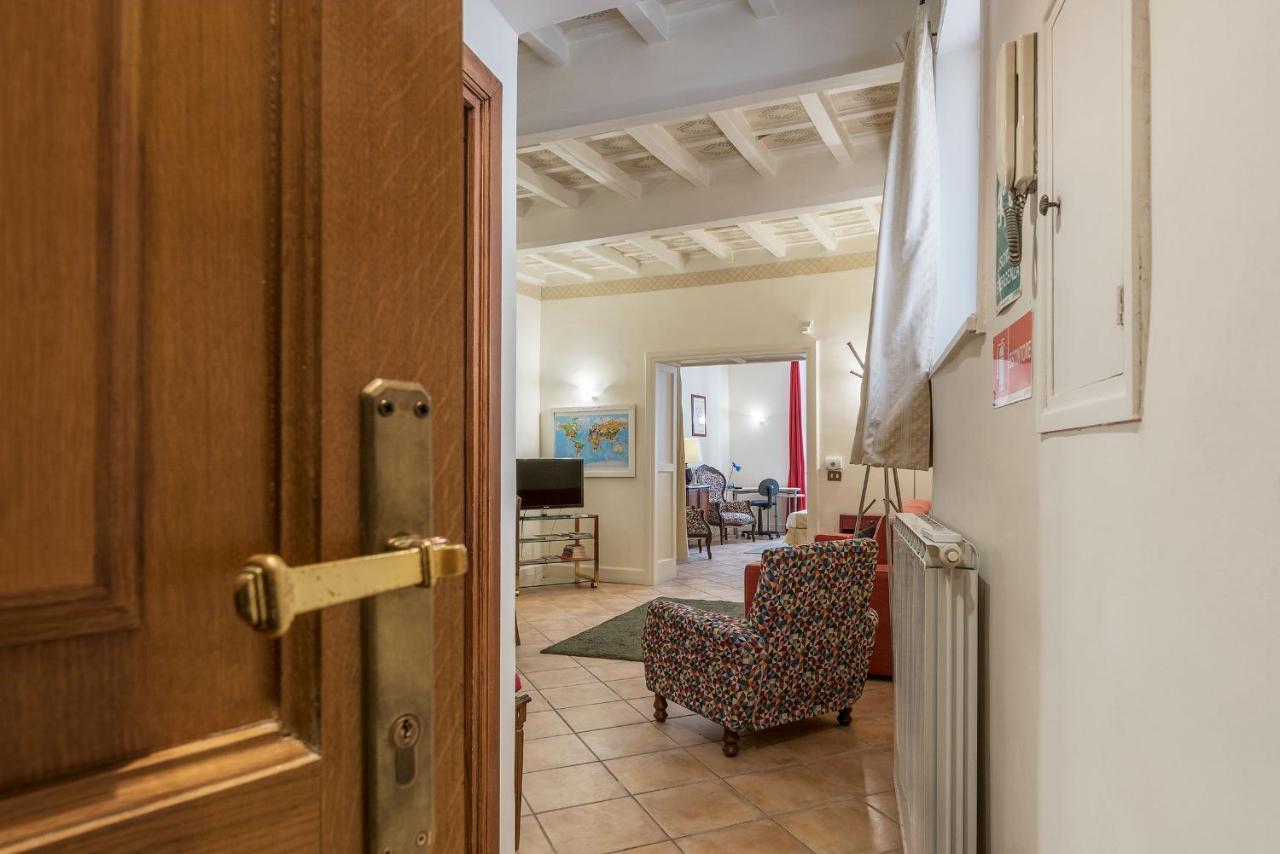 Fontanella Borghese Apartment - Fromhometoโรม ภายนอก รูปภาพ