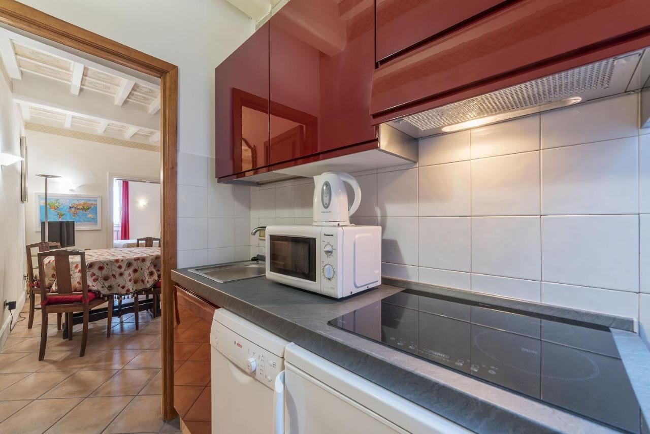 Fontanella Borghese Apartment - Fromhometoโรม ภายนอก รูปภาพ